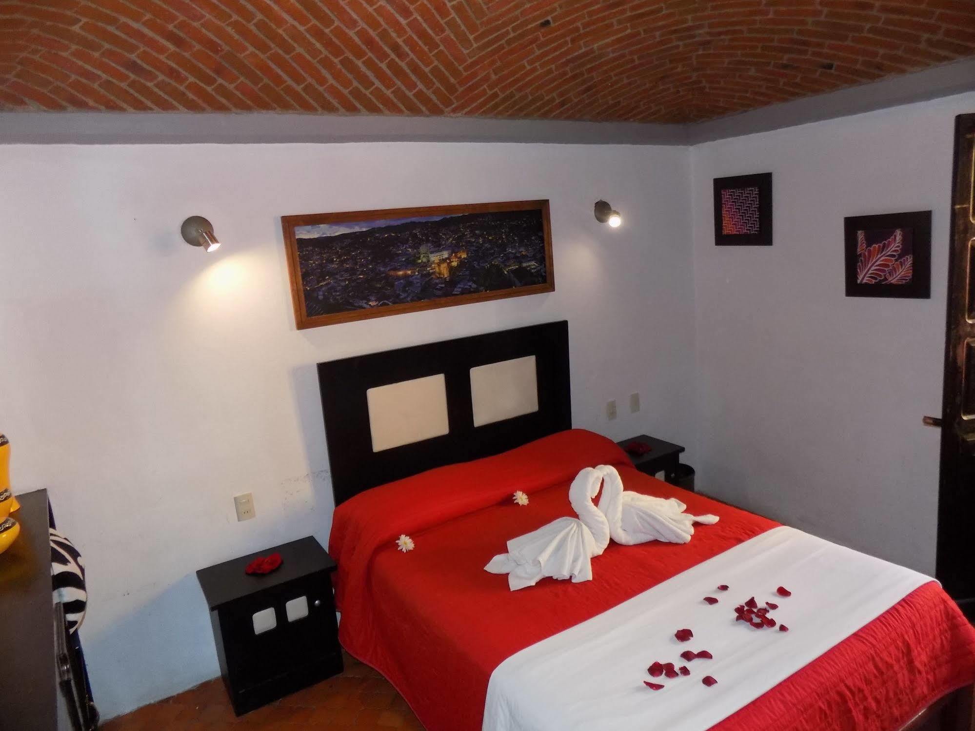 Hotel Rincon De Los Angeles กัวนาฮัวโต ภายนอก รูปภาพ