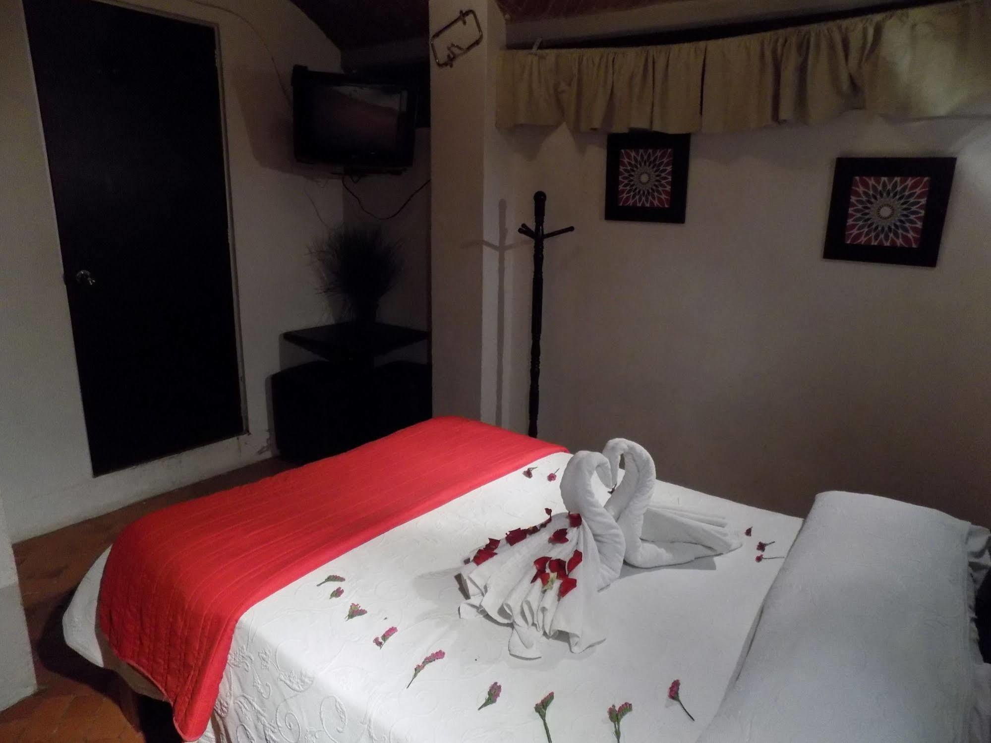 Hotel Rincon De Los Angeles กัวนาฮัวโต ภายนอก รูปภาพ